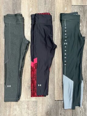 Size Small Women’s Under Armour Leggings Bundle